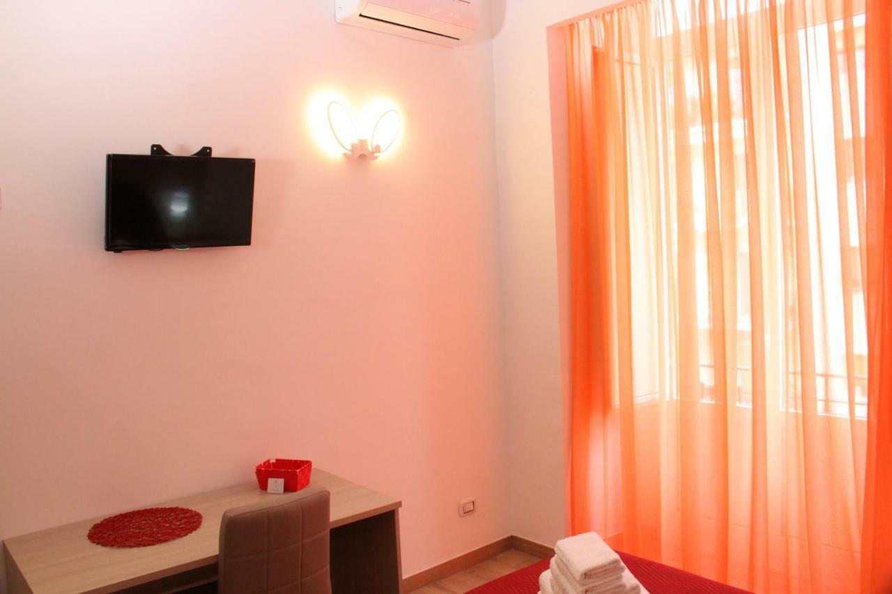 B&B Flower'S House Napoli Bagian luar foto