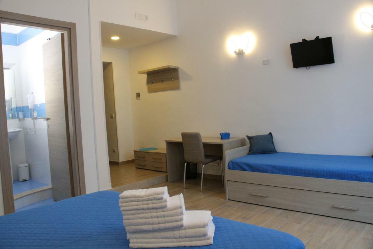 B&B Flower'S House Napoli Bagian luar foto