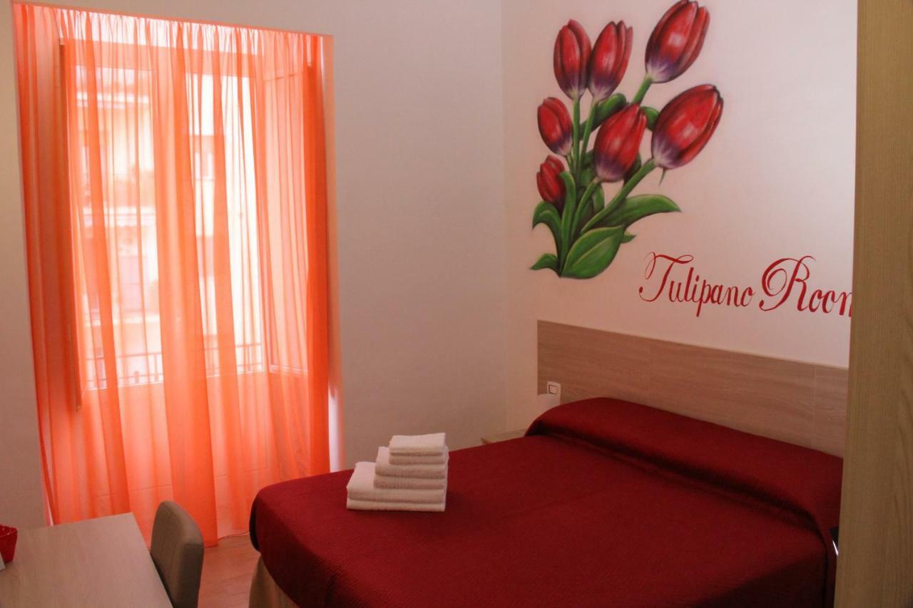 B&B Flower'S House Napoli Bagian luar foto