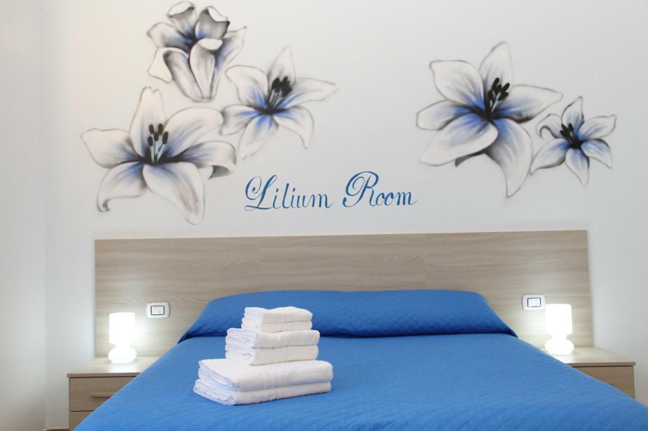 B&B Flower'S House Napoli Bagian luar foto